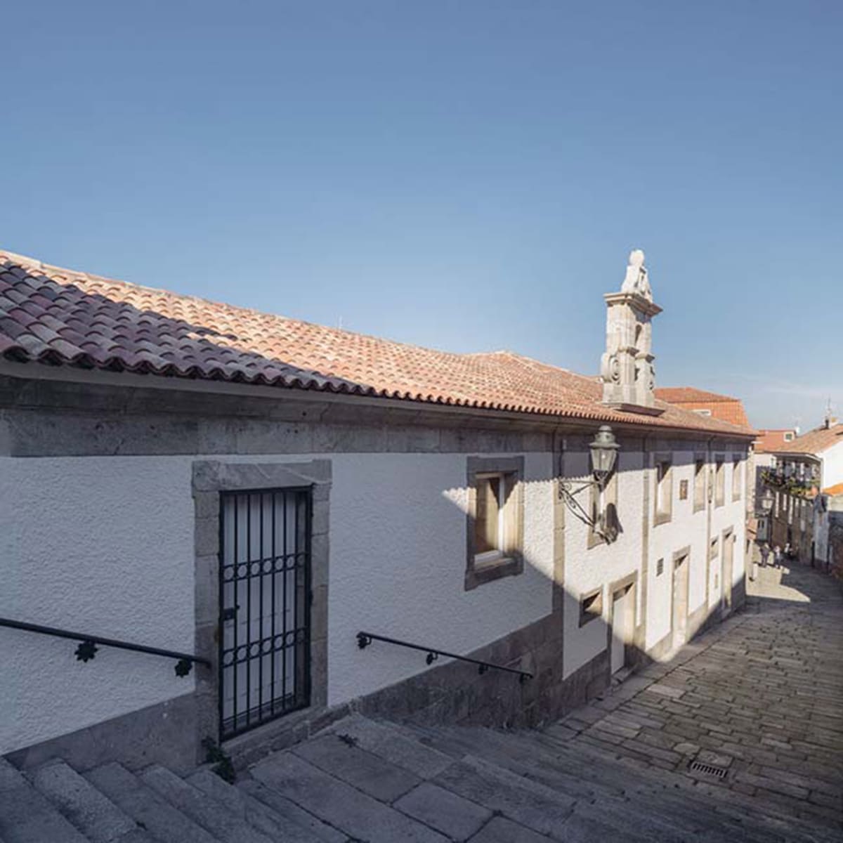 Baiona Public Library
