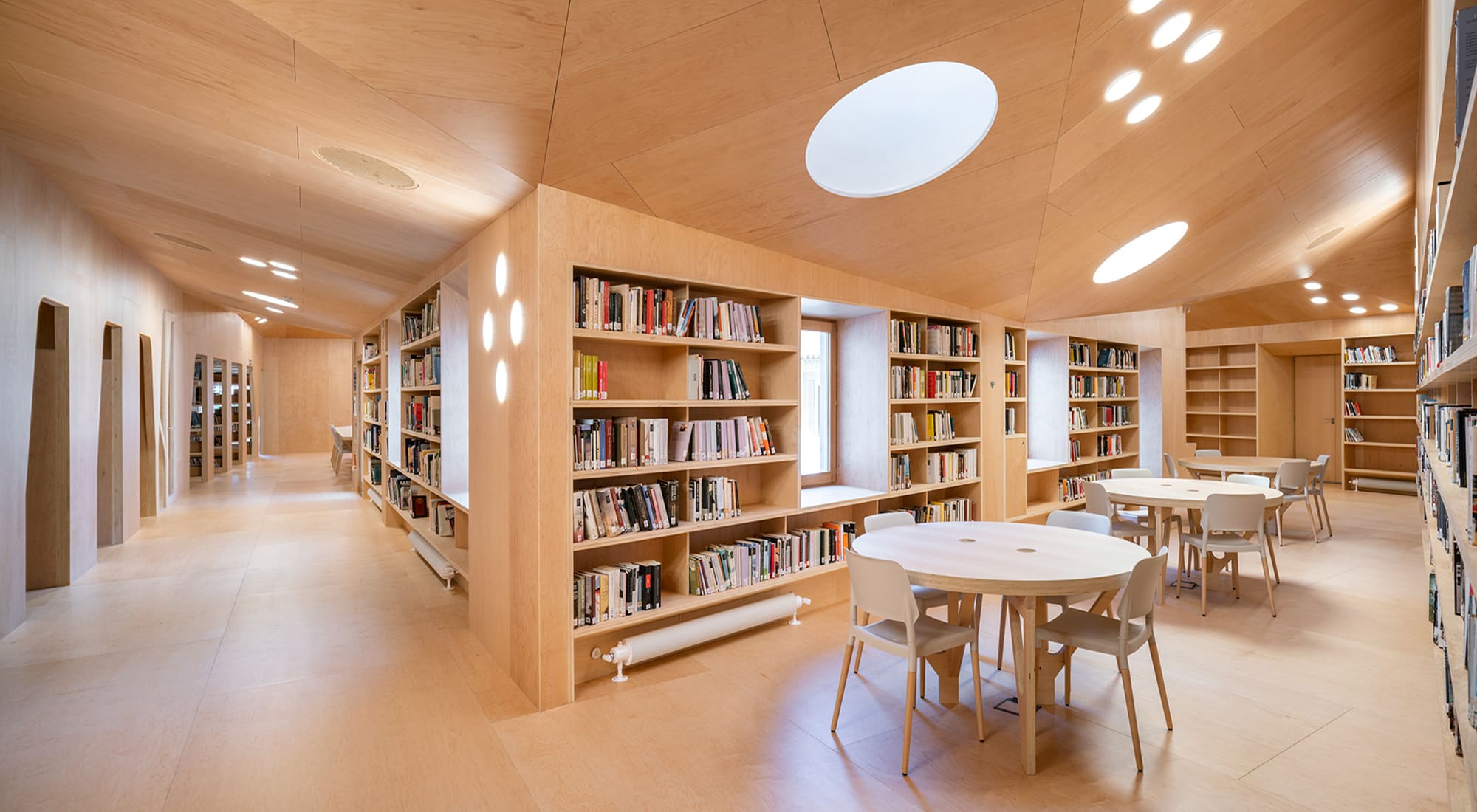 Baiona Public Library