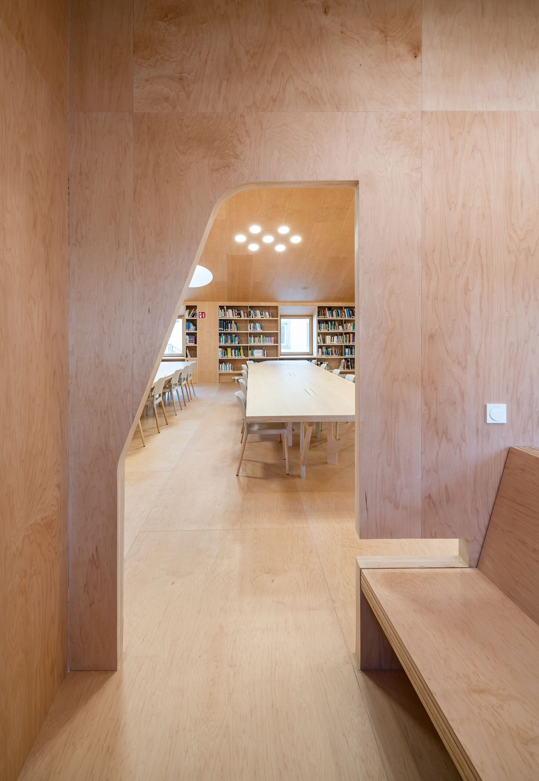 Baiona Public Library