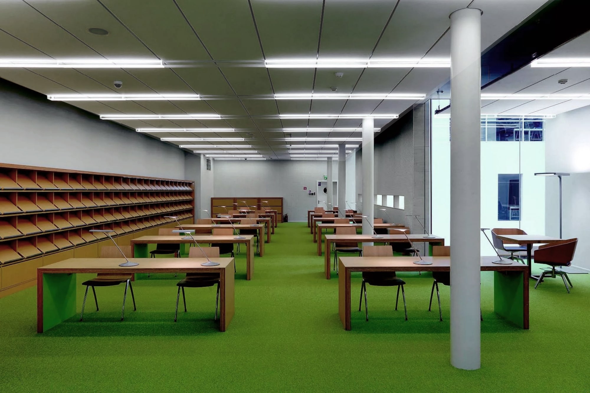 Miejska Biblioteka Publiczna w Warszawie przy ul. Koszykowej
