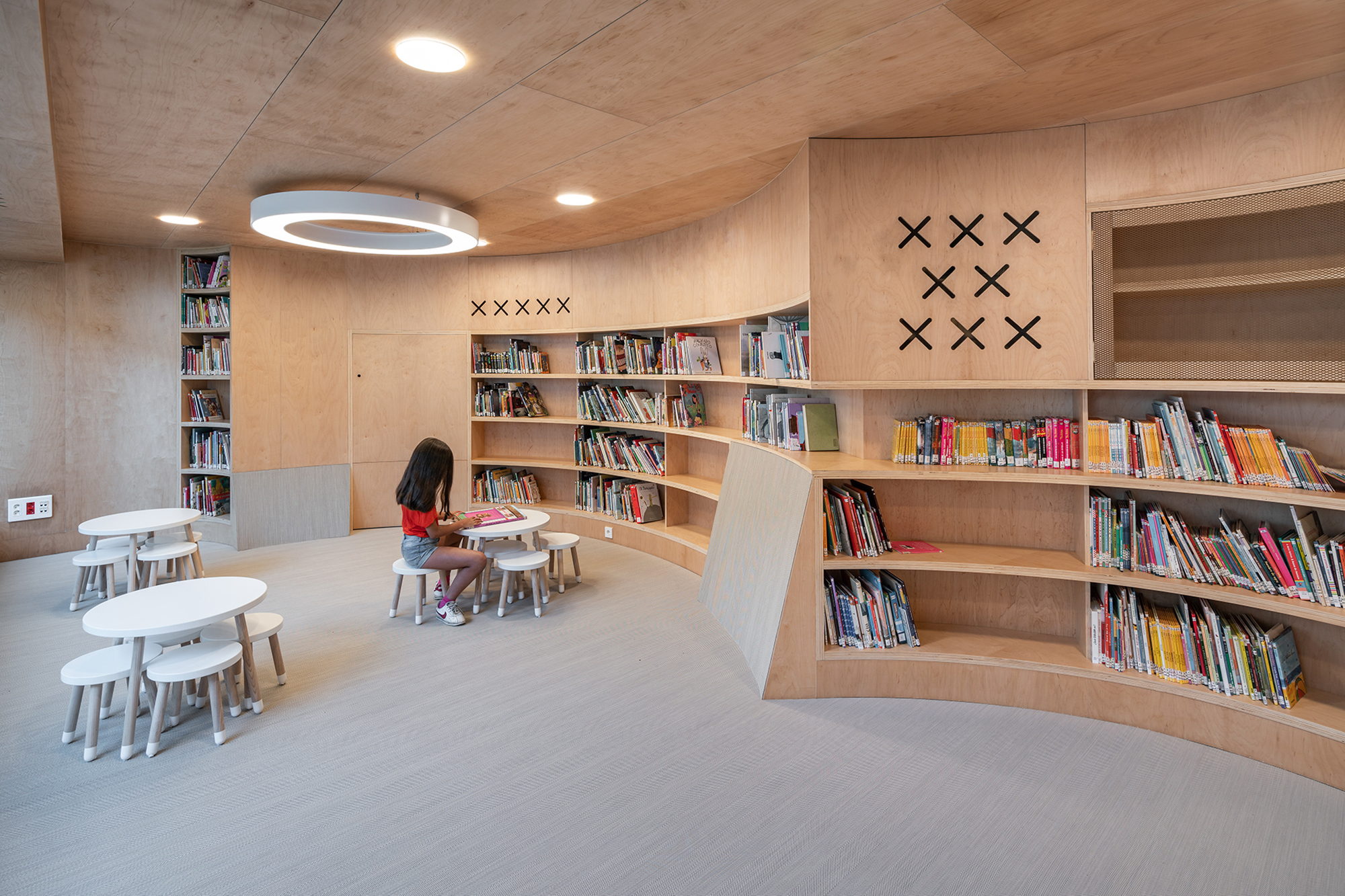 Baiona Public Library